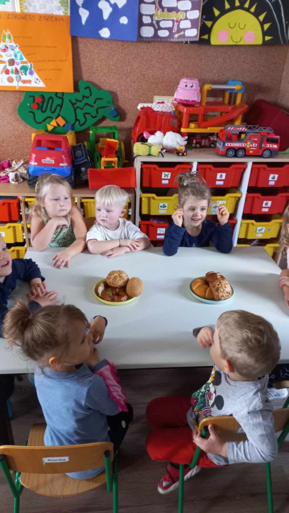 Pasowanie na przedszkolaka, dzień chleba